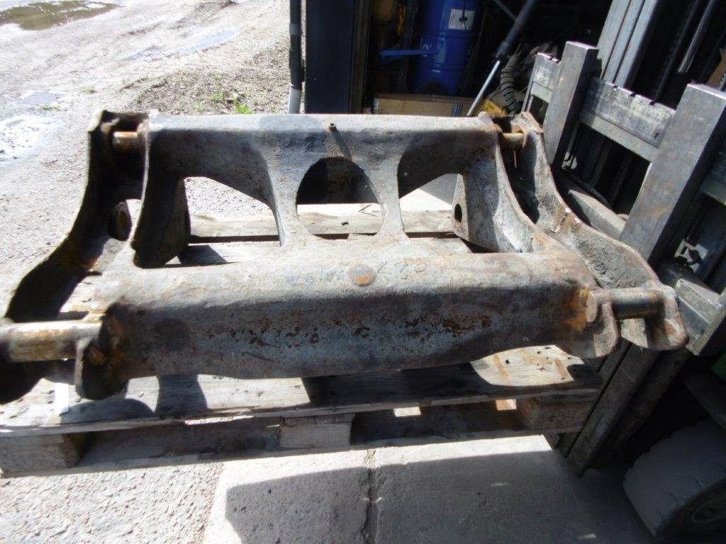 Snabbfäste Volvo L90H - Redskapsfäste för Byggmaskiner: bild 2 Snabbfäste Volvo L90H - Redskapsfäste för Byggmaskiner: bild 2