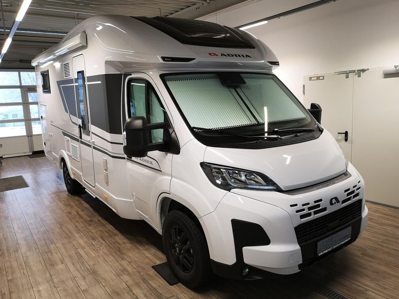 Adria Coral ALL-IN 650 DL*SOLAR*MARKISE*NAVI*SOFORT* - Halvintegrerad husbil: bild 3 Adria Coral ALL-IN 650 DL*SOLAR*MARKISE*NAVI*SOFORT* - Halvintegrerad husbil: bild 3