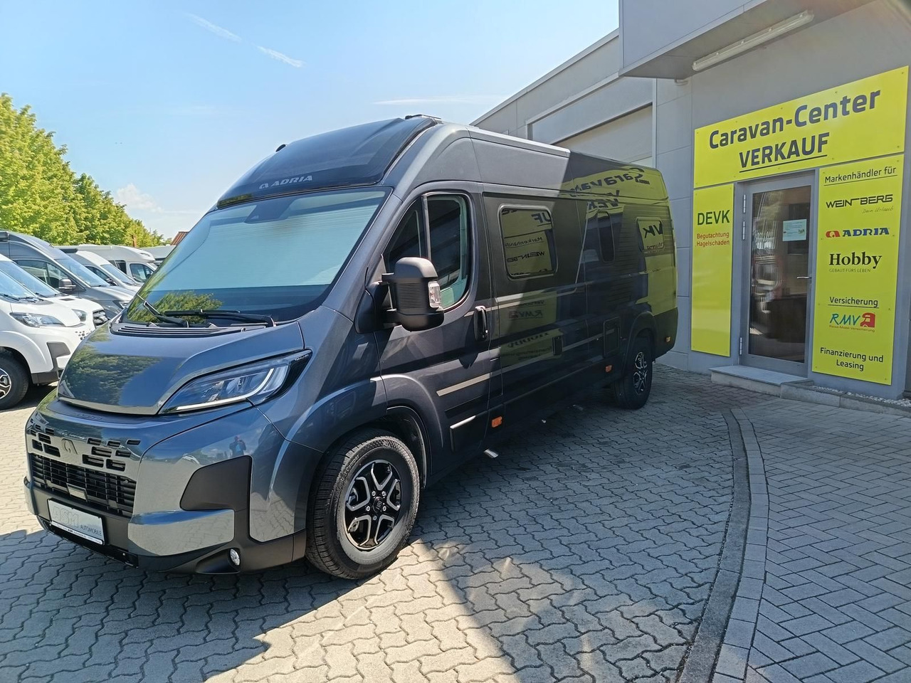 Adria Twin Edition 640 SGX Maxi 132kW*138L KÜHLSCHRANK - Campingbil: bild 4 Adria Twin Edition 640 SGX Maxi 132kW*138L KÜHLSCHRANK - Campingbil: bild 4