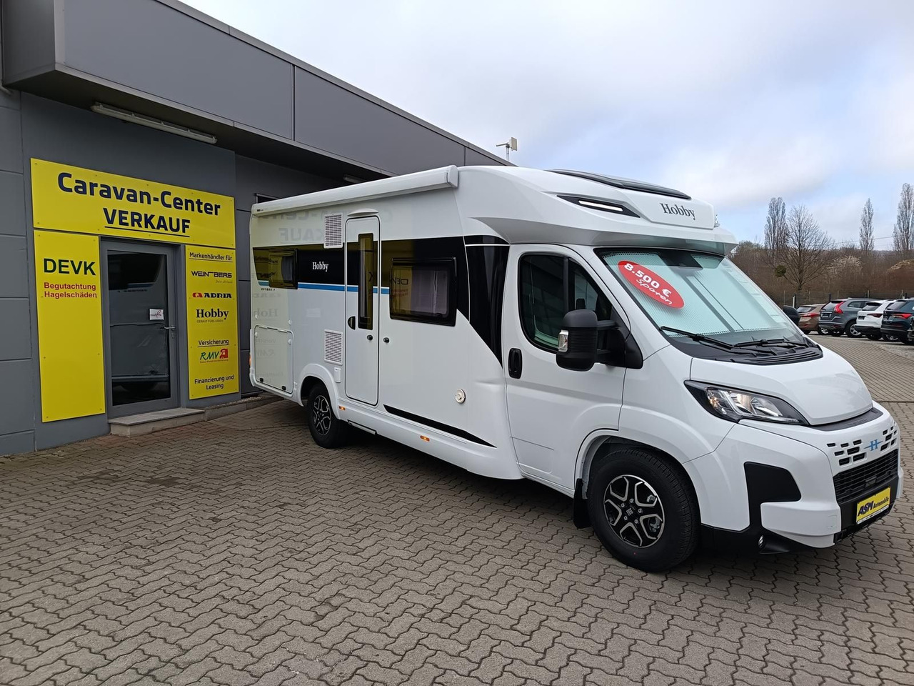 Hobby Ontour T 700 FH*180PS*CAMPERNET*LITHIUM*MARKISE* - Halvintegrerad husbil: bild 2 Hobby Ontour T 700 FH*180PS*CAMPERNET*LITHIUM*MARKISE* - Halvintegrerad husbil: bild 2