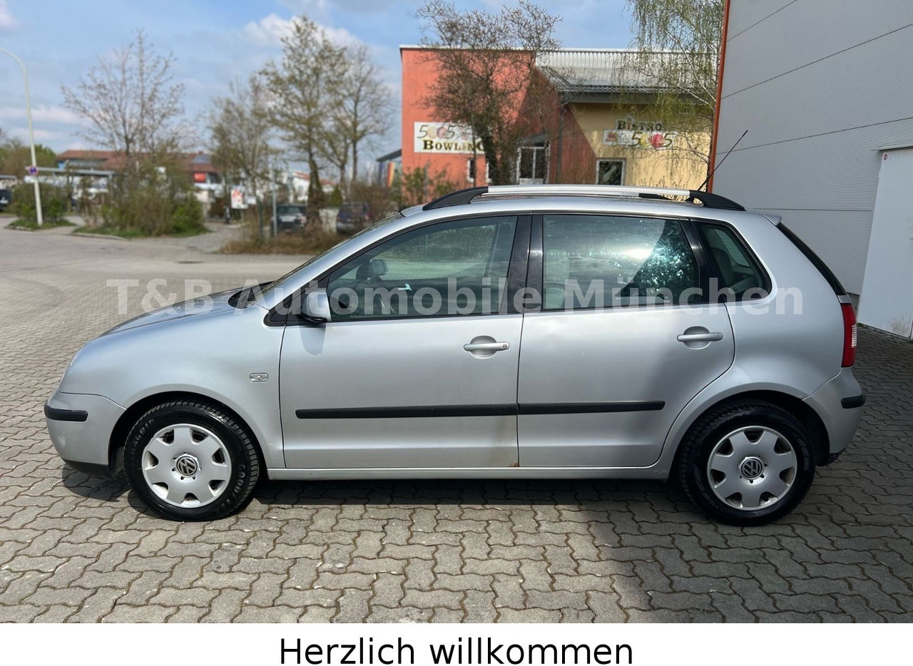 Volkswagen Polo IV 1.2*Comfortline*Klimaanlage*120.000Km* - Personbil: bild 1 Volkswagen Polo IV 1.2*Comfortline*Klimaanlage*120.000Km* - Personbil: bild 1