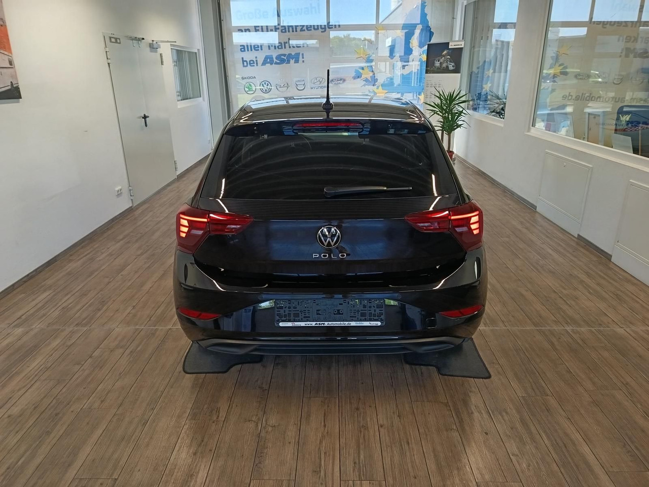 Volkswagen Polo Life 1.0 TSI 70kW DSG*LED*ACC*R-KAM*DAB*PDC - Personbil: bild 5 Volkswagen Polo Life 1.0 TSI 70kW DSG*LED*ACC*R-KAM*DAB*PDC - Personbil: bild 5