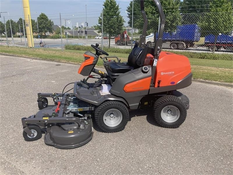Husqvarna P525DX inkl. 155 X cm Combi klippebord - Gräsklippare: bild 1 Husqvarna P525DX inkl. 155 X cm Combi klippebord - Gräsklippare: bild 1