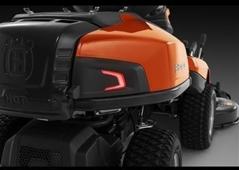 Husqvarna R 316TsX AWD inkl. Combi 112 cm klipperbord - Gräsklippare: bild 5 Husqvarna R 316TsX AWD inkl. Combi 112 cm klipperbord - Gräsklippare: bild 5