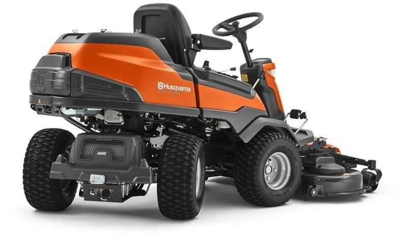Husqvarna R 420TsX AWD inkl. 122 cm Combi klipperbord - Gräsklippare: bild 4 Husqvarna R 420TsX AWD inkl. 122 cm Combi klipperbord - Gräsklippare: bild 4