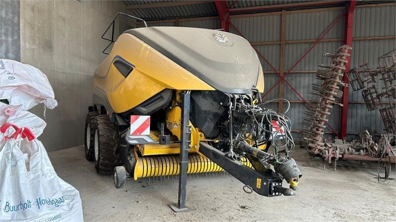 New Holland BB 1290 RC HD - Fyrkantspress: bild 2 New Holland BB 1290 RC HD - Fyrkantspress: bild 2
