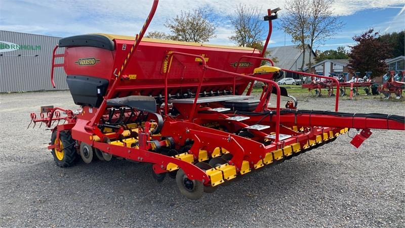 Vaderstad Rapid 400C Combi - Kombisåmaskin: bild 1 Vaderstad Rapid 400C Combi - Kombisåmaskin: bild 1