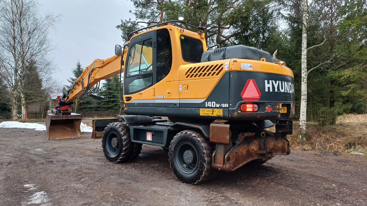 Hyundai Robex 140W-9A - Grävmaskin på däck: bild 3 Hyundai Robex 140W-9A - Grävmaskin på däck: bild 3