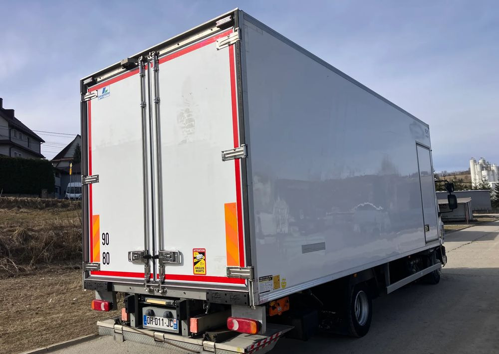DAF Daf LF 12.210 chłodnia multi temperatura 16 palet - Kylbil lastbil: bild 3 DAF Daf LF 12.210 chłodnia multi temperatura 16 palet - Kylbil lastbil: bild 3