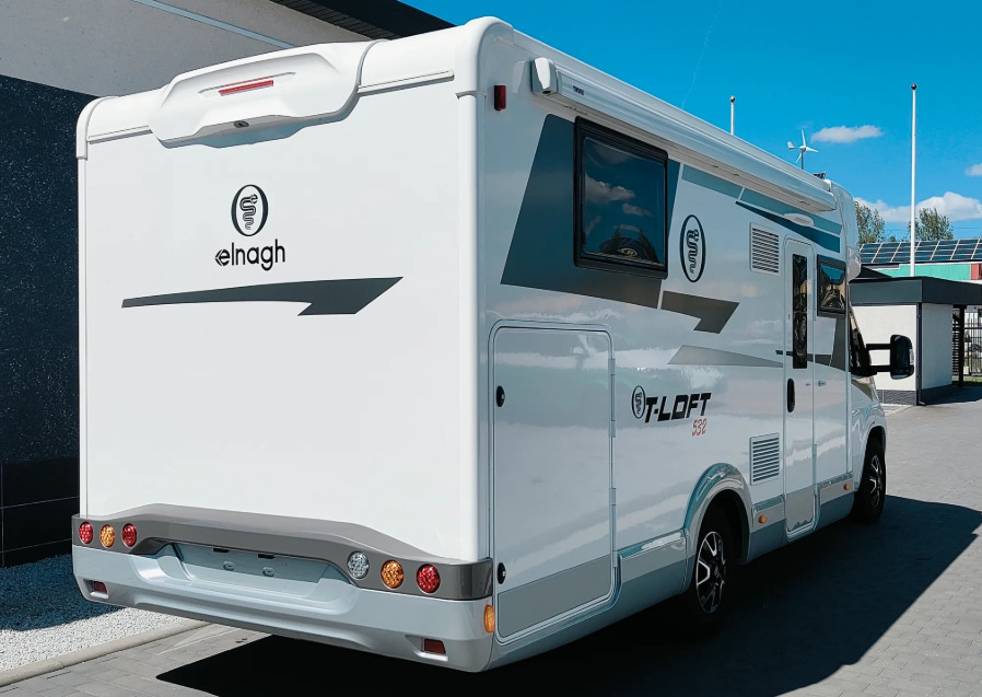 Fiat Ducato Elnagh T-Loft 532 Motorhome | 2024 | Winter Package | Solar Panel | Reversing Camera | Alarm | 17,000 km - Husbil: bild 4 Fiat Ducato Elnagh T-Loft 532 Motorhome | 2024 | Winter Package | Solar Panel | Reversing Camera | Alarm | 17,000 km - Husbil: bild 4