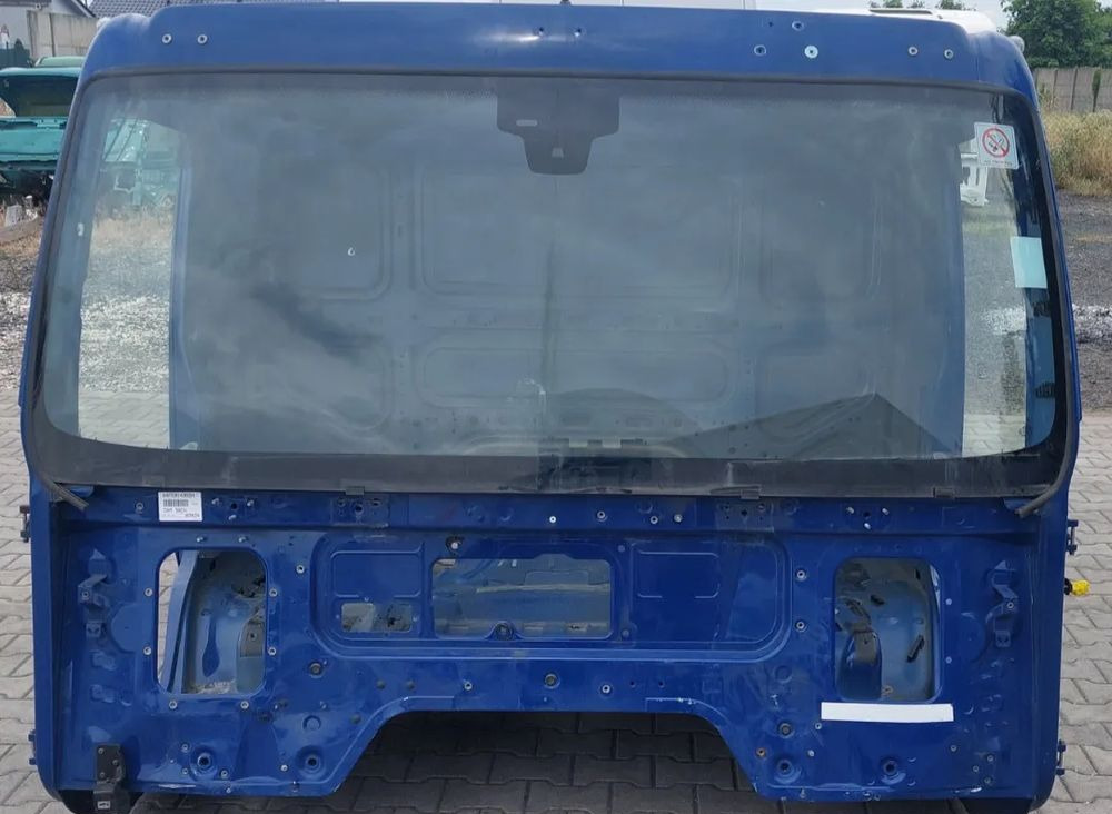 KABINA VOLVO FL 2022R - Hytt för Lastbil: bild 1 KABINA VOLVO FL 2022R - Hytt för Lastbil: bild 1