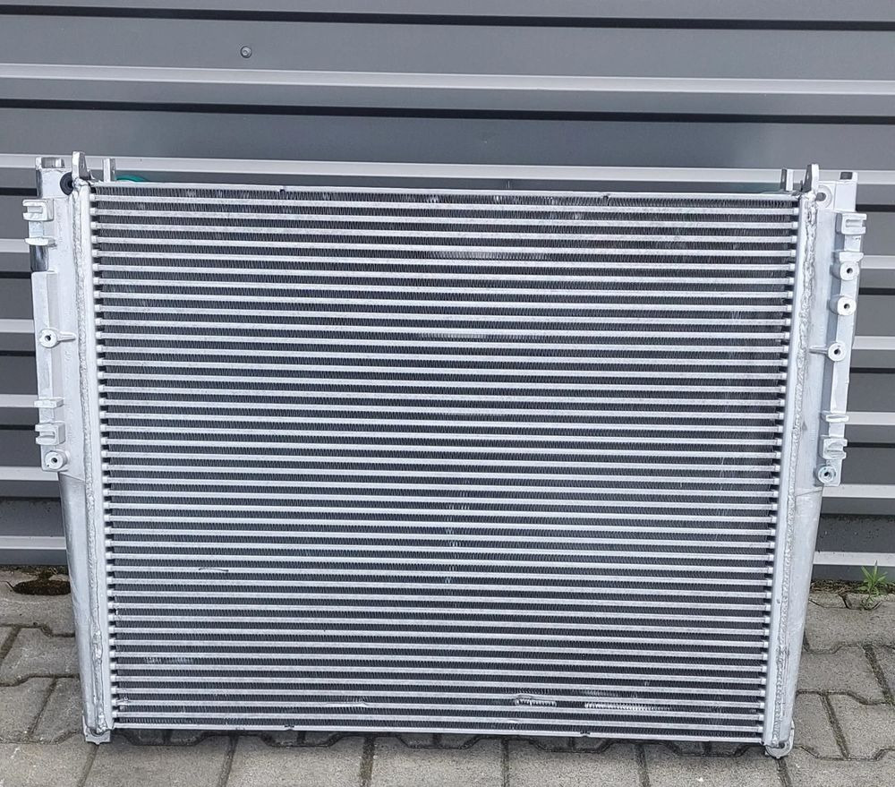 MERCEDES ACTROS MP4 CHŁODNICA POWIETRZA INTERCOOLER NOWA - Intercooler för Lastbil: bild 2 MERCEDES ACTROS MP4 CHŁODNICA POWIETRZA INTERCOOLER NOWA - Intercooler för Lastbil: bild 2