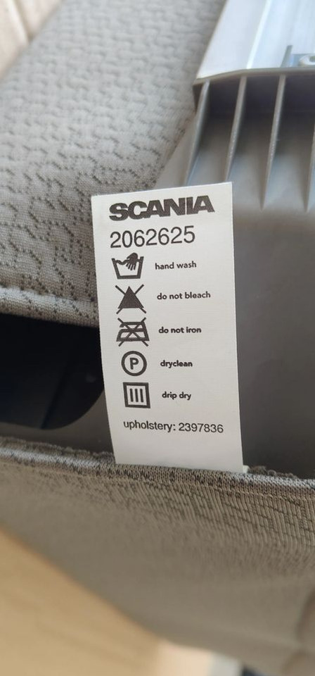 SCANIA R S ŁÓŻKO DOLNE 2062625 - Hytt och interiör: bild 3 SCANIA R S ŁÓŻKO DOLNE 2062625 - Hytt och interiör: bild 3