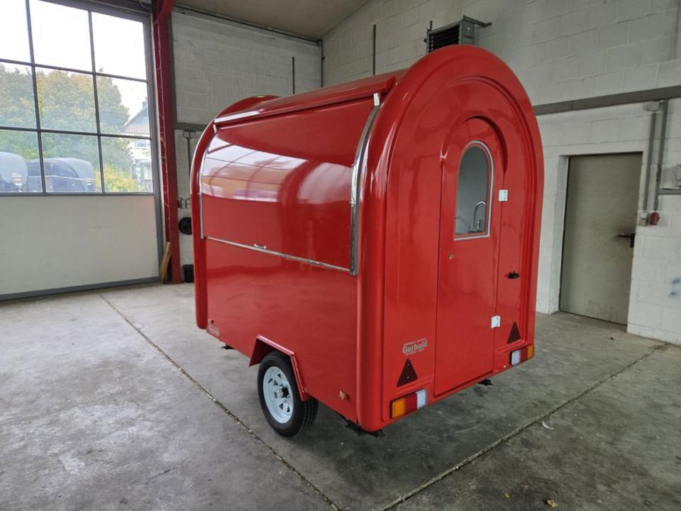 PKW-Anhänger Food-Trailer Verkaufsanhänger Imbiss Abzugshaube - Försäljningsvagn: bild 3 PKW-Anhänger Food-Trailer Verkaufsanhänger Imbiss Abzugshaube - Försäljningsvagn: bild 3