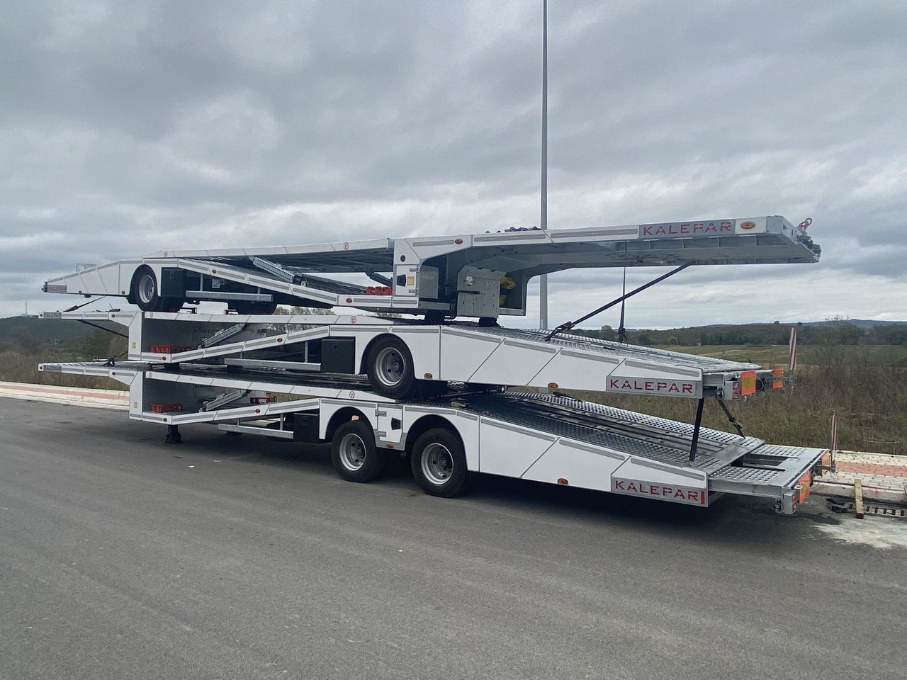 KALEPAR KLP119V4 4er-Autotransporter 1xAchse VDI - Biltransportbil semitrailer: bild 3 KALEPAR KLP119V4 4er-Autotransporter 1xAchse VDI - Biltransportbil semitrailer: bild 3