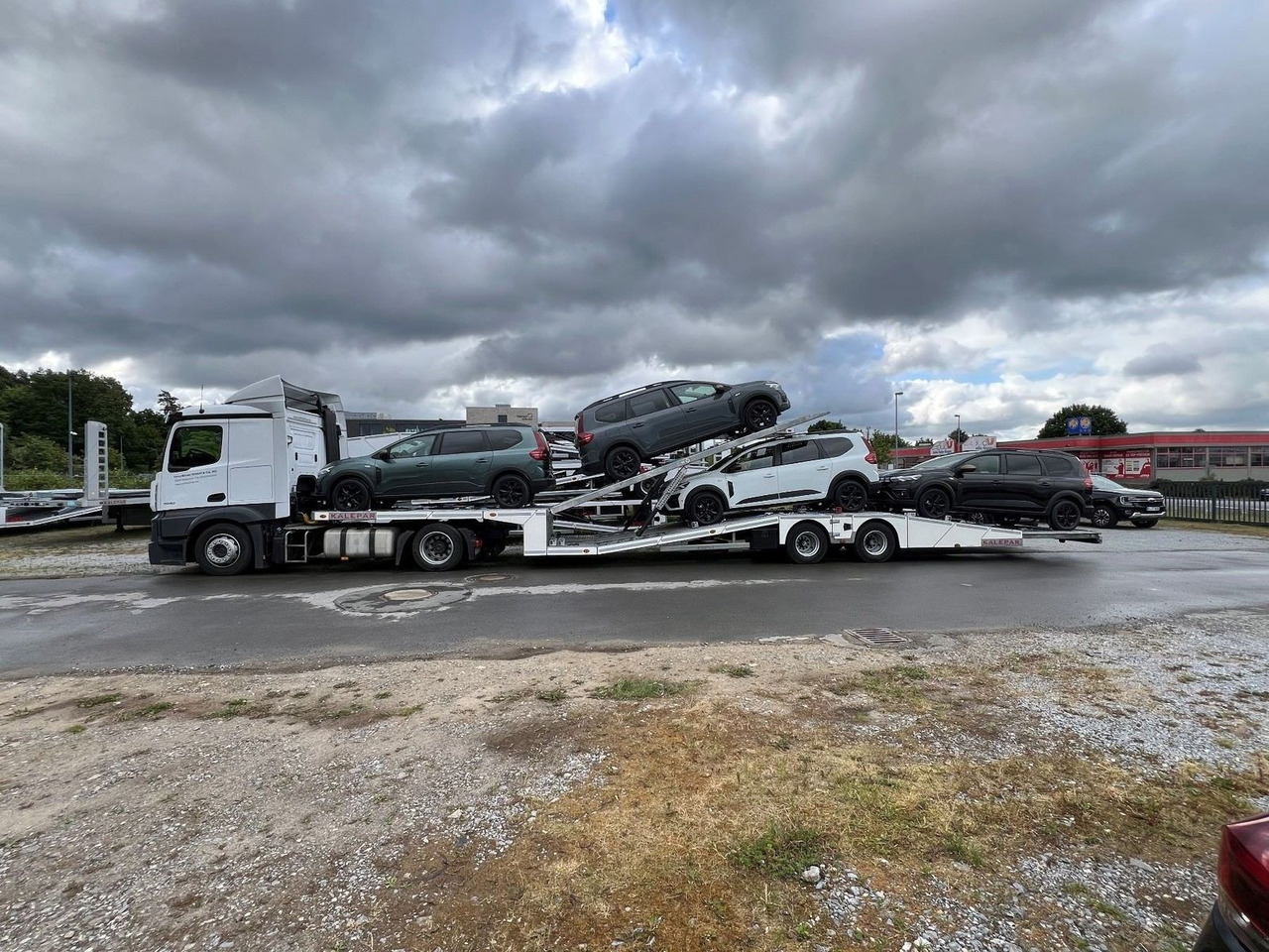 KALEPAR KLP228V4 4er-Autotransporter 2xAchse VDI - Biltransportbil semitrailer: bild 2 KALEPAR KLP228V4 4er-Autotransporter 2xAchse VDI - Biltransportbil semitrailer: bild 2