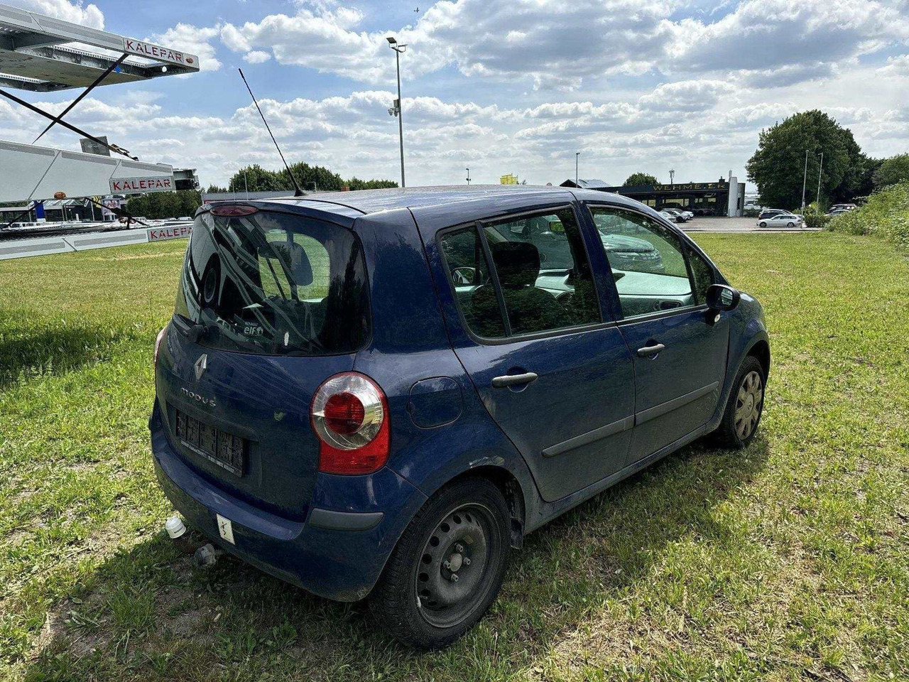 Renault Modus 1.2 Avantage +MOTOR OHNE FUNKTION+ - Sedan: bild 5 Renault Modus 1.2 Avantage +MOTOR OHNE FUNKTION+ - Sedan: bild 5