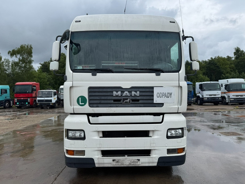 MAN TGA 18.440 (MANUAL GEARBOX / BOITE MANUELLE) - Dragbil: bild 2 MAN TGA 18.440 (MANUAL GEARBOX / BOITE MANUELLE) - Dragbil: bild 2
