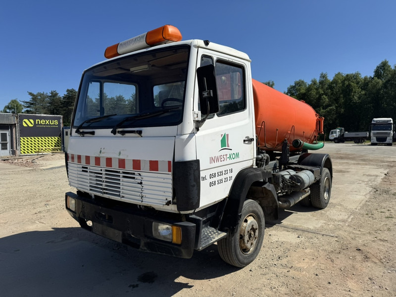 Mercedes-Benz SK 914 (8000 L / STEEL SUSPENSION & MANUAL PUMP / SUSPENSION LAMES & POMPE MANUELLE) - Sugbil: bild 1 Mercedes-Benz SK 914 (8000 L / STEEL SUSPENSION & MANUAL PUMP / SUSPENSION LAMES & POMPE MANUELLE) - Sugbil: bild 1