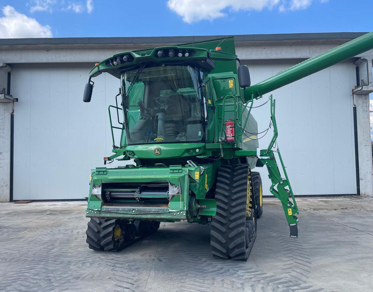 JOHN DEERE MIETITREBBIA T 560 - Skördetröska: bild 5 JOHN DEERE MIETITREBBIA T 560 - Skördetröska: bild 5