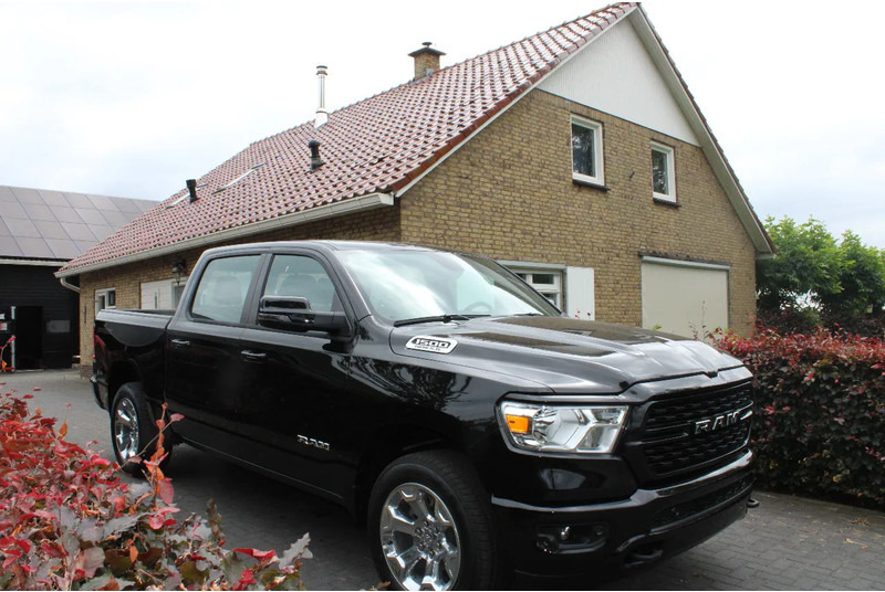 Dodge Ram Pick Up 1500 V8 Bighorn - Personbil: bild 1 Dodge Ram Pick Up 1500 V8 Bighorn - Personbil: bild 1