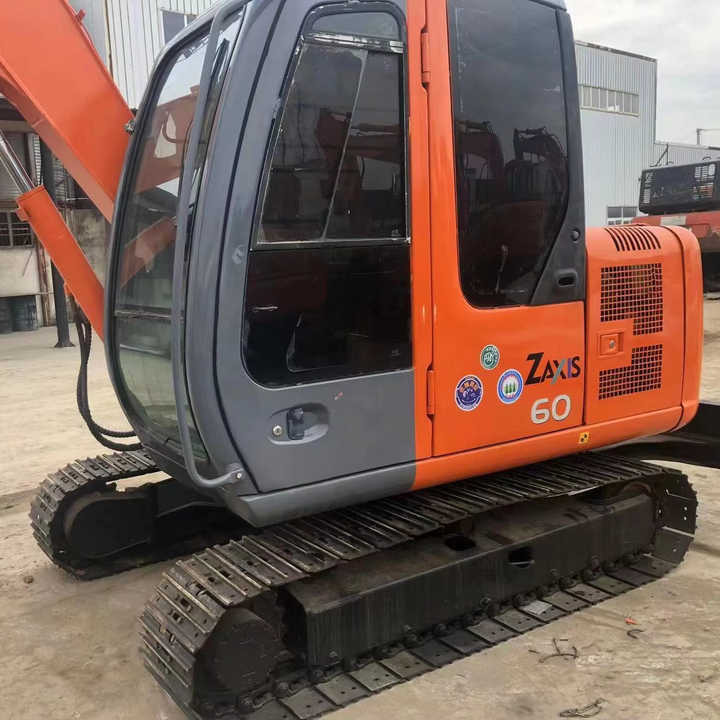 Cheap Price Hitachi ZX60 Used Excavator for Sale Used 6 Tons Hitachi Mini Excavator with Good Performance - Grävmaskin: bild 1 Cheap Price Hitachi ZX60 Used Excavator for Sale Used 6 Tons Hitachi Mini Excavator with Good Performance - Grävmaskin: bild 1
