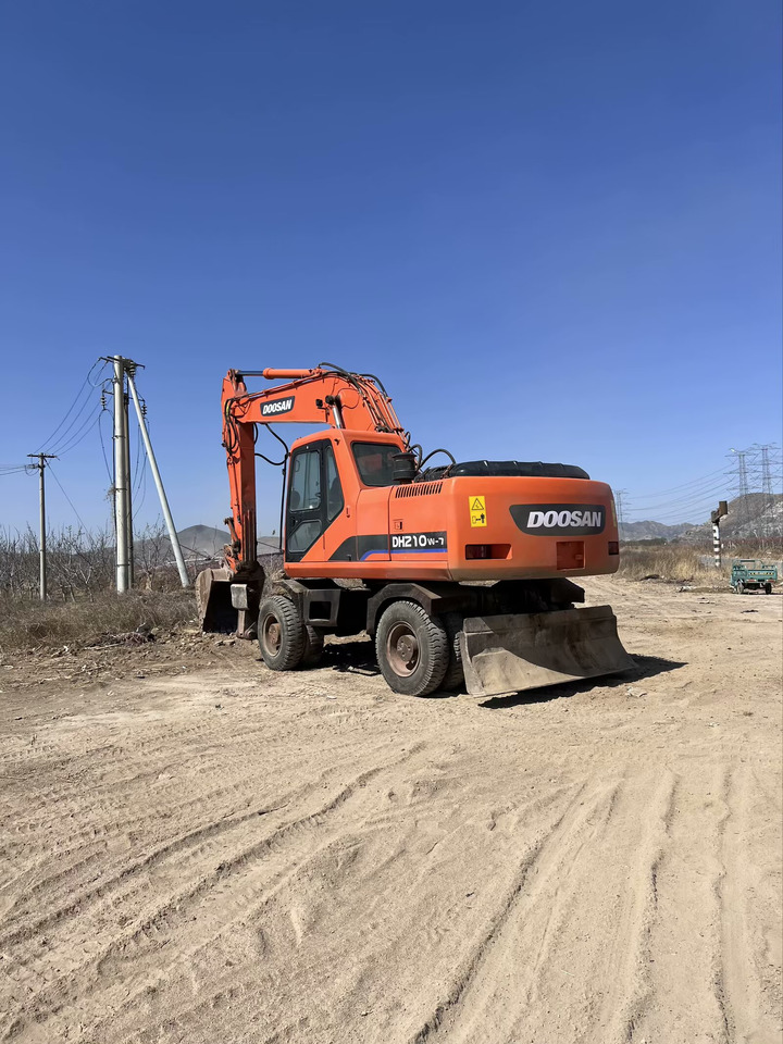 DOOSAN 210w - Grävmaskin på däck: bild 5 DOOSAN 210w - Grävmaskin på däck: bild 5