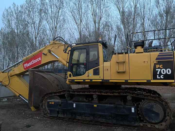 Good Condition Used Komatsu700 Komastu Pc700 Excavator Machine for Cheap Price Hot Sale in China - Bandgrävare: bild 4 Good Condition Used Komatsu700 Komastu Pc700 Excavator Machine for Cheap Price Hot Sale in China - Bandgrävare: bild 4