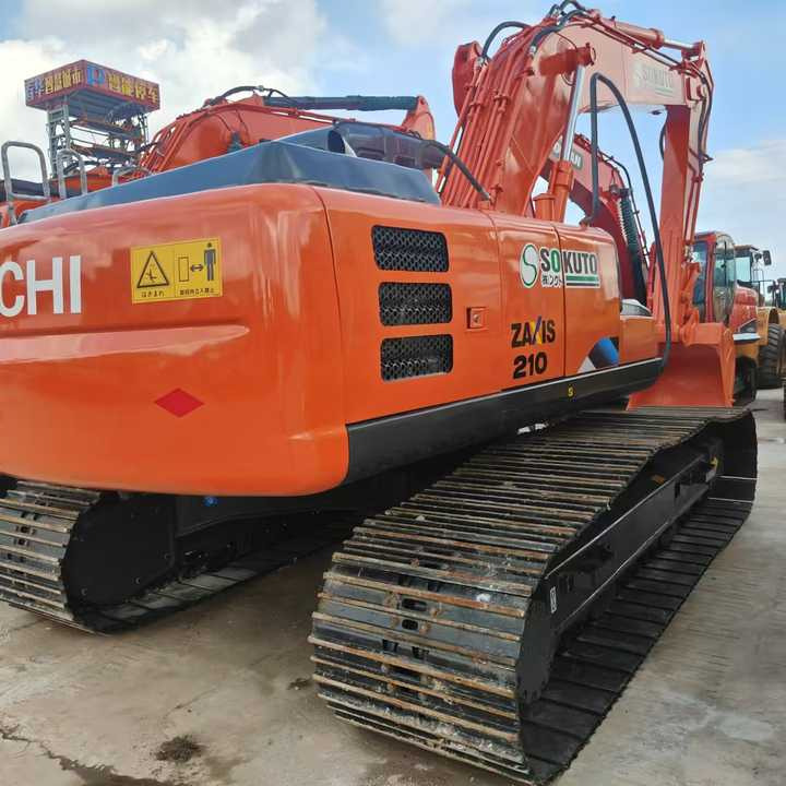 Hitachi Brand Zx210 Crawler Excavator 21tons Digger for Sale Used Hitachi Zx200 210 350 Excavator in Stock on Sale - Grävmaskin: bild 1 Hitachi Brand Zx210 Crawler Excavator 21tons Digger for Sale Used Hitachi Zx200 210 350 Excavator in Stock on Sale - Grävmaskin: bild 1