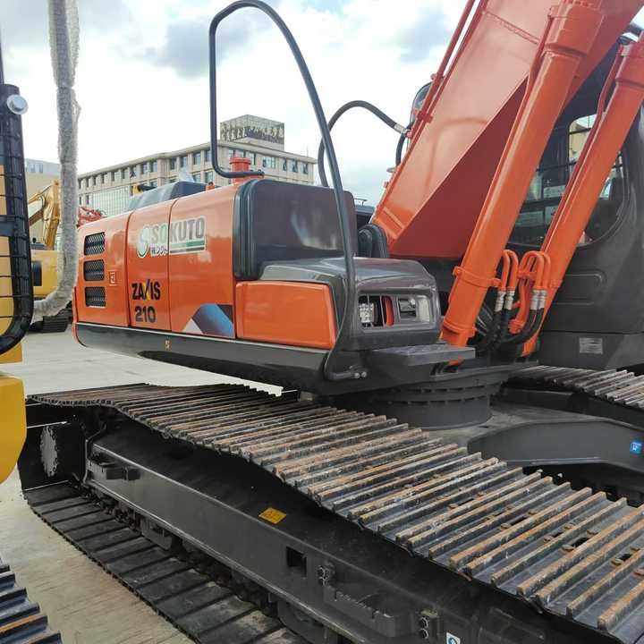 Hitachi Brand Zx210 Crawler Excavator 21tons Digger for Sale Used Hitachi Zx200 210 350 Excavator in Stock on Sale - Grävmaskin: bild 4 Hitachi Brand Zx210 Crawler Excavator 21tons Digger for Sale Used Hitachi Zx200 210 350 Excavator in Stock on Sale - Grävmaskin: bild 4