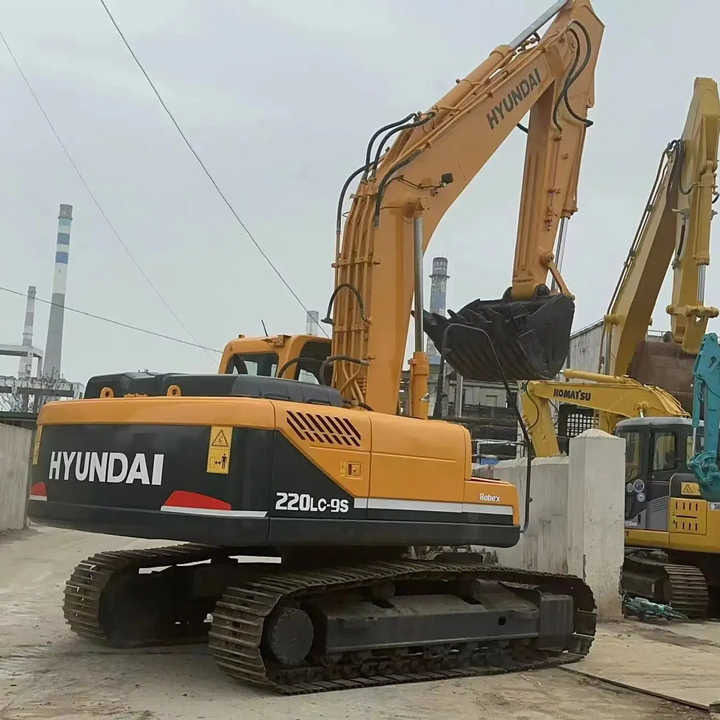 Hyundai Digger 220lc-9s Second Hand Korea Made High Performance Machine Hyundai Excavator for Sale - Bandgrävare: bild 1 Hyundai Digger 220lc-9s Second Hand Korea Made High Performance Machine Hyundai Excavator for Sale - Bandgrävare: bild 1