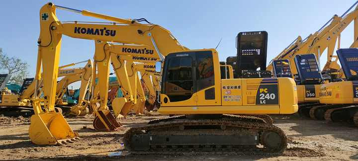 Japan Made Komatsupc240 Excavator , 60ton 70ton 80ton 90ton Digger , Original komatsu Excavator Machinery - Grävmaskin: bild 4 Japan Made Komatsupc240 Excavator , 60ton 70ton 80ton 90ton Digger , Original komatsu Excavator Machinery - Grävmaskin: bild 4
