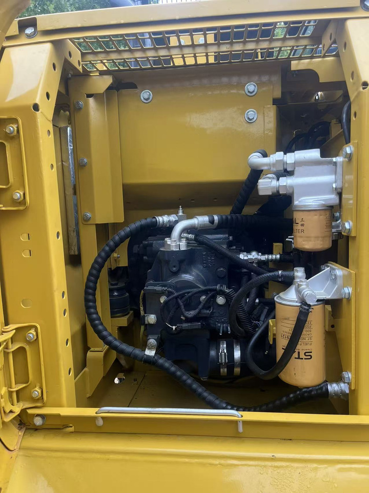 KOMATSU PC130 - Bandgrävare: bild 5 KOMATSU PC130 - Bandgrävare: bild 5
