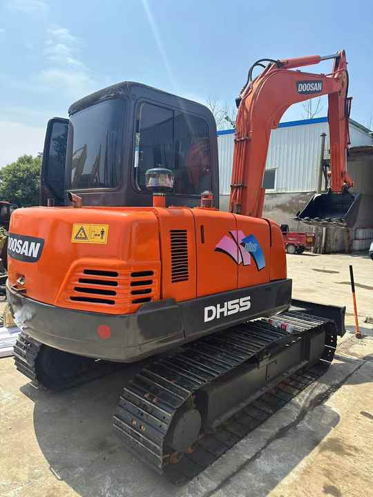 Low Shipping Used Excavator Doosan DH55 Good Condition with Low Hours - Grävmaskin: bild 2 Low Shipping Used Excavator Doosan DH55 Good Condition with Low Hours - Grävmaskin: bild 2