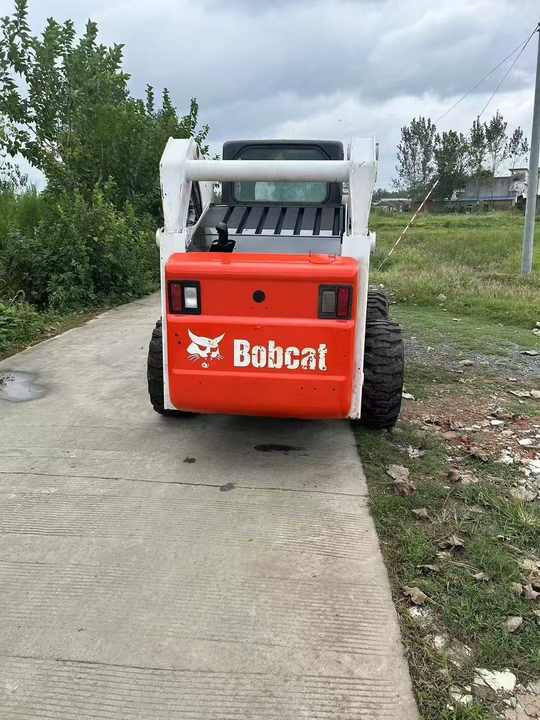 USED BOBCAT S300 Skid-steer Loader with Very Good Performance Is for Sale at a Low Price. S160/s185/s220/330 in Stock - Kompaktlastare/ Slirstyrda lastare: bild 3 USED BOBCAT S300 Skid-steer Loader with Very Good Performance Is for Sale at a Low Price. S160/s185/s220/330 in Stock - Kompaktlastare/ Slirstyrda lastare: bild 3