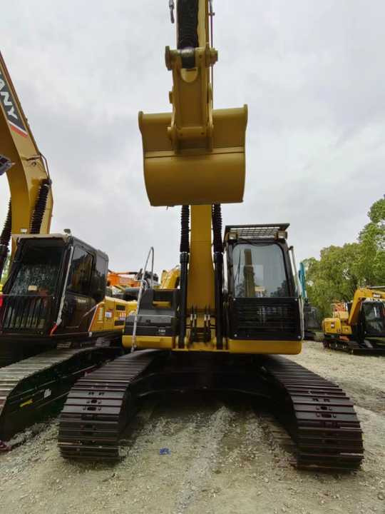 Used Digger CAT 323D2L Construction Machinery Construction Digger Used CAT 323D2L Cheap Excavator - Bandgrävare: bild 3 Used Digger CAT 323D2L Construction Machinery Construction Digger Used CAT 323D2L Cheap Excavator - Bandgrävare: bild 3