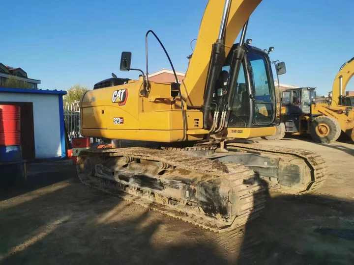 Used Digger CAT 323GX Construction Machinery Construction Digger Used CAT 323GX Cheap Excavator - Bandgrävare: bild 2 Used Digger CAT 323GX Construction Machinery Construction Digger Used CAT 323GX Cheap Excavator - Bandgrävare: bild 2