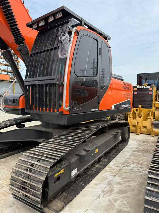 Used Digger Doosan DX225LC-9T Construction Machinery Construction Digger Used Doosan DX225LC-9T Cheap Excavator - Bandgrävare: bild 5 Used Digger Doosan DX225LC-9T Construction Machinery Construction Digger Used Doosan DX225LC-9T Cheap Excavator - Bandgrävare: bild 5
