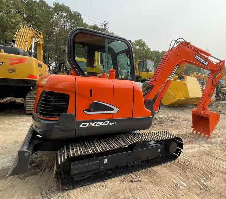 Used Doosan DX60-9c Excavator | Low Hours | Robust Undercarriage | Global Shipping | Discounted Price - Grävmaskin: bild 1 Used Doosan DX60-9c Excavator | Low Hours | Robust Undercarriage | Global Shipping | Discounted Price - Grävmaskin: bild 1