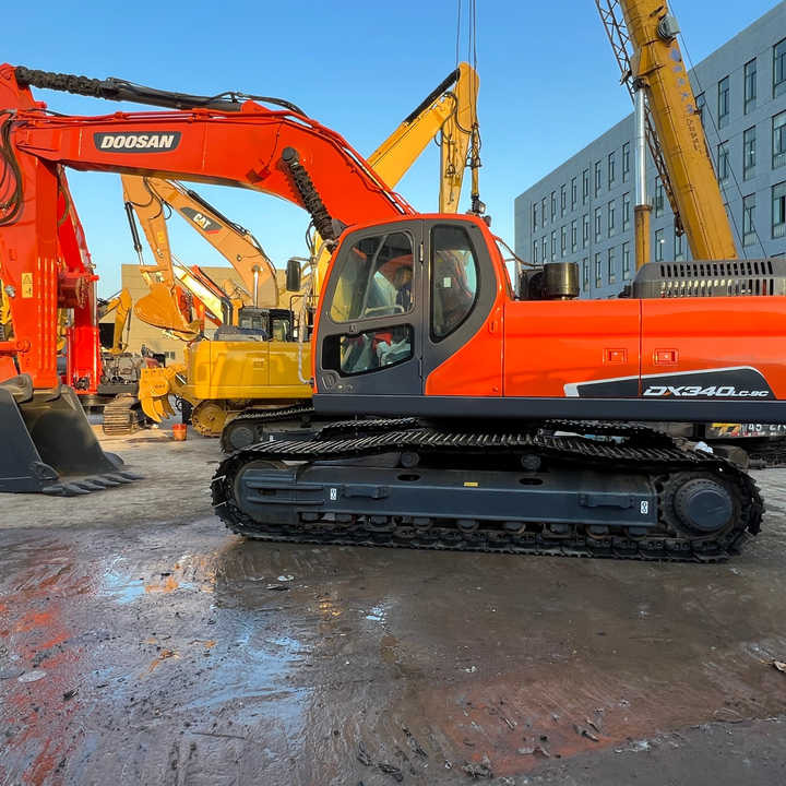 Used Large Doosan DX340 Excavator Original DX340-9 Used Excavator 34 Tons DX340lc-9c Hydraulic Excavator Sold Well - Grävmaskin: bild 1 Used Large Doosan DX340 Excavator Original DX340-9 Used Excavator 34 Tons DX340lc-9c Hydraulic Excavator Sold Well - Grävmaskin: bild 1
