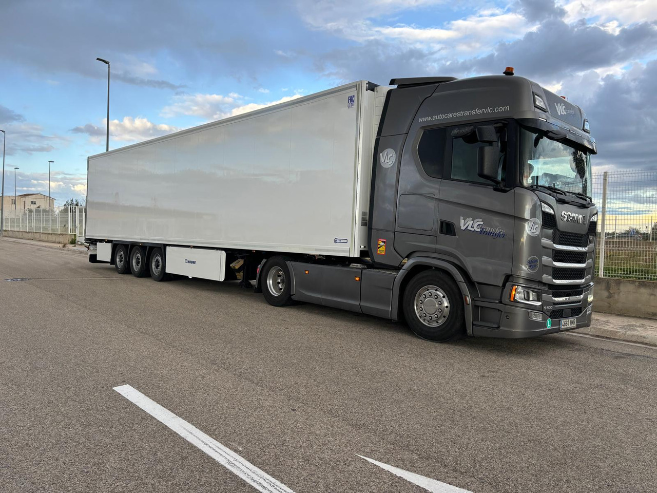 SCANIA S500 - Kylbil lastbil: bild 1 SCANIA S500 - Kylbil lastbil: bild 1