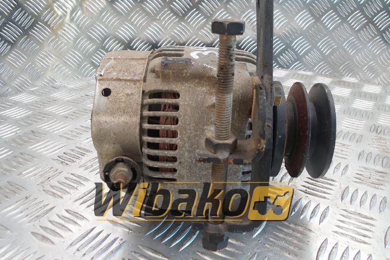 Alternator Denso QSB3.3 600-861-6510/C6008611611 - Generator för Byggmaskiner: bild 1 Alternator Denso QSB3.3 600-861-6510/C6008611611 - Generator för Byggmaskiner: bild 1