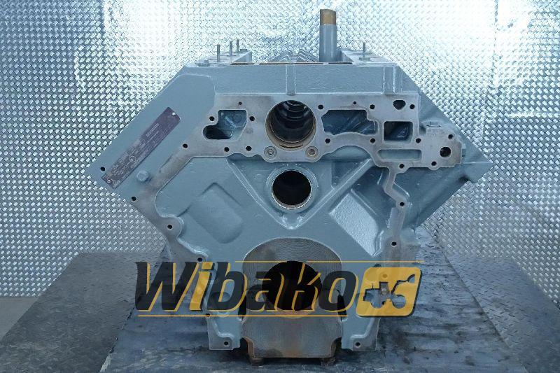 Block Engine / Motor Deutz TCD2015 V08 04612814/04262785R - Cylinderblock för Byggmaskiner: bild 5 Block Engine / Motor Deutz TCD2015 V08 04612814/04262785R - Cylinderblock för Byggmaskiner: bild 5
