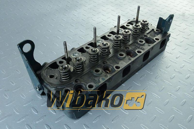 Cylinder head for engine Kubota V1505 1G092-03040 - Huvudenhet för Byggmaskiner: bild 1 Cylinder head for engine Kubota V1505 1G092-03040 - Huvudenhet för Byggmaskiner: bild 1