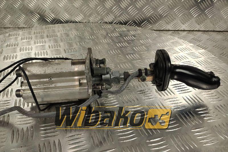 Joystick Liebherr 10428597 K140917111257 - Hytt och interiör för Byggmaskiner: bild 2 Joystick Liebherr 10428597 K140917111257 - Hytt och interiör för Byggmaskiner: bild 2