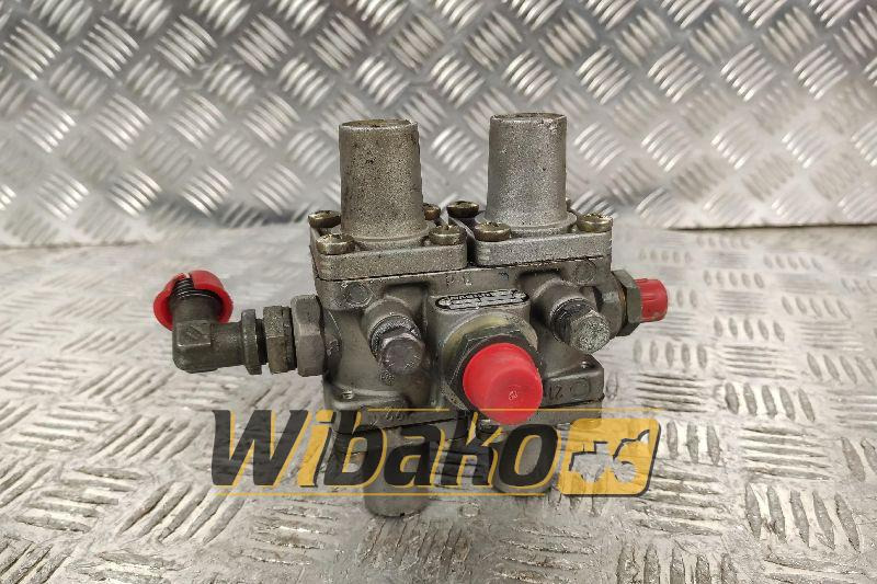 Valves set Wabco 9347023200 - Hydraulventil för Byggmaskiner: bild 1 Valves set Wabco 9347023200 - Hydraulventil för Byggmaskiner: bild 1