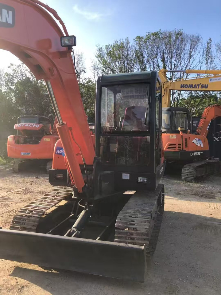 DOOSAN DX55-9C - Bandgrävare: bild 3 DOOSAN DX55-9C - Bandgrävare: bild 3
