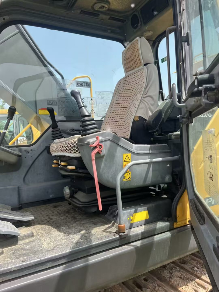 Volvo EC210 - Bandgrävare: bild 2 Volvo EC210 - Bandgrävare: bild 2
