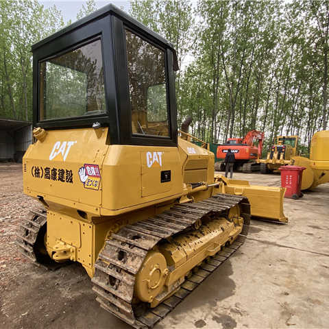 Caterpillar Used D5 Bulldozer , CAT D5g D5h D5k with Ripper , CAT D4h D5h D6h D7h - Bulldozer: bild 1 Caterpillar Used D5 Bulldozer , CAT D5g D5h D5k with Ripper , CAT D4h D5h D6h D7h - Bulldozer: bild 1