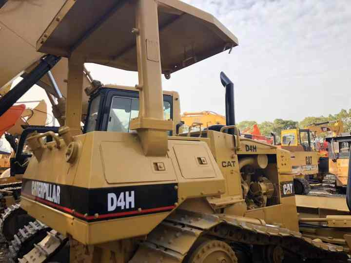 Nice Condition D4h Cat Bulldozer CAT Used Dozer for Sale - Bulldozer: bild 4 Nice Condition D4h Cat Bulldozer CAT Used Dozer for Sale - Bulldozer: bild 4